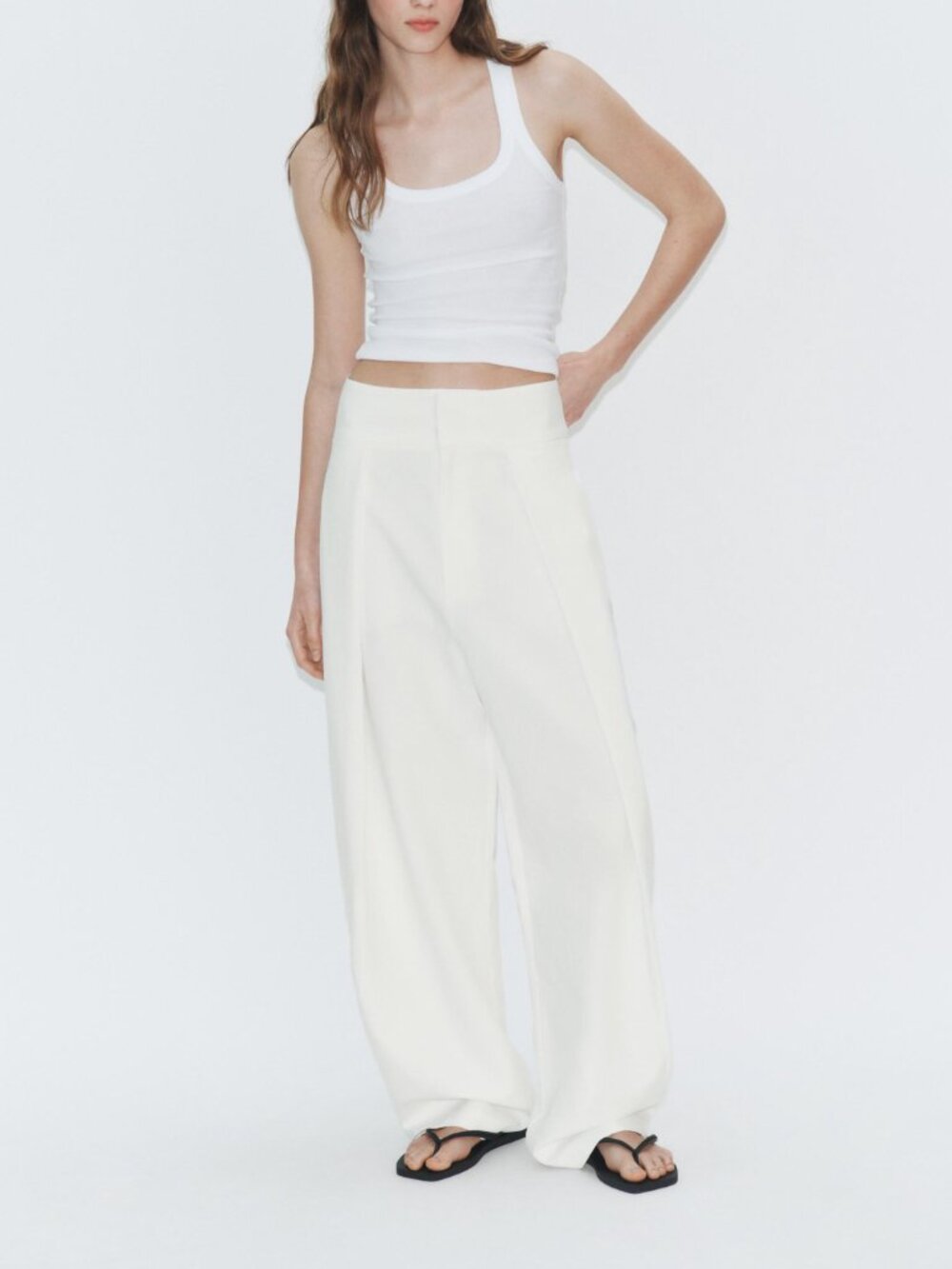 BALLOON PLEATED PANTS